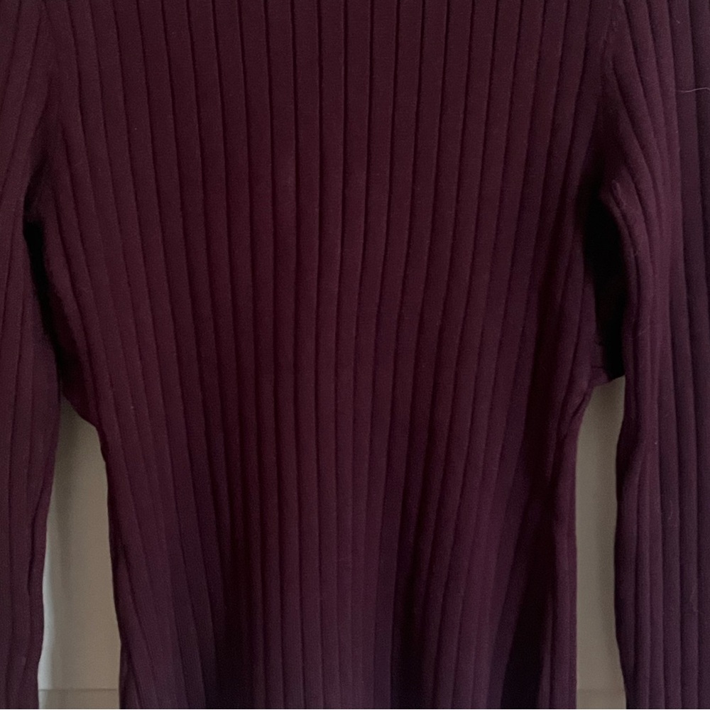 💖Black Raspberry Ribbed Knit Sweater💖 - Picture 8 of 15